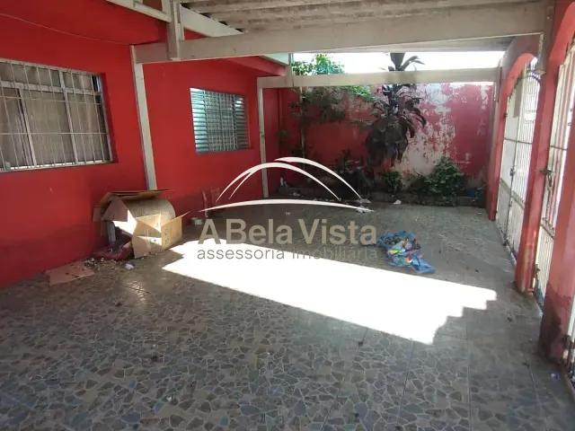 Casa com 250m² 3 quartos e 3 banheiros, para alugar, no bairro Jardim Novo Horizonte em Carapicuíba