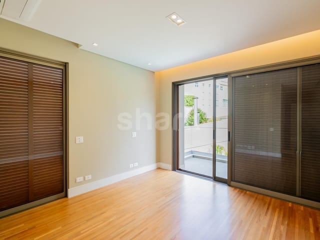 Casa com 724m² 4 quartos e 7 banheiros, à venda, no bairro Alphaville Residencial Um em Barueri