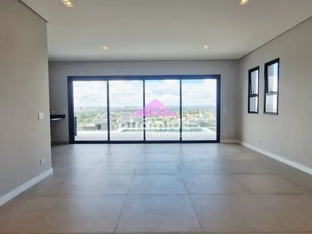 Casa com 343m² 4 quartos e 5 banheiros, à venda, no bairro Urbanova em São José dos Campos