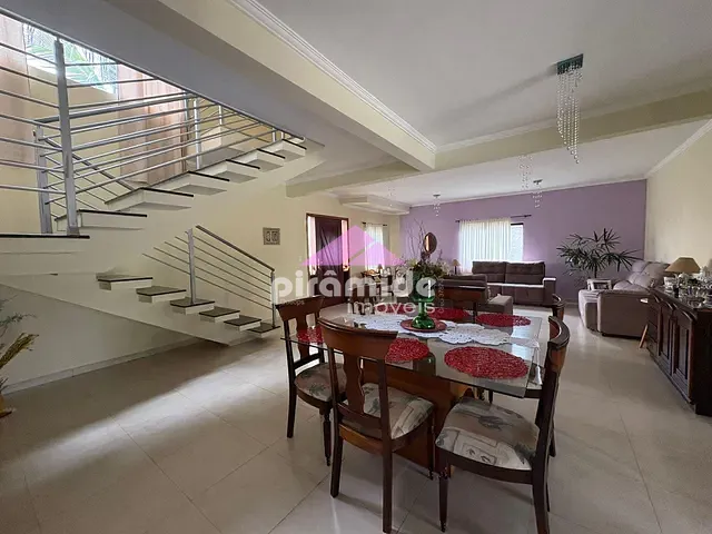 Casa com 1000m² 4 quartos e 4 banheiros, à venda, no bairro Condomínio Residencial Mirante do Vale em Jacareí