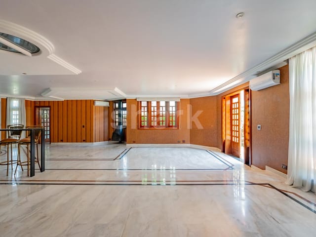 Casa com 580m², à venda, no bairro Alphaville Residencial Dois em Barueri