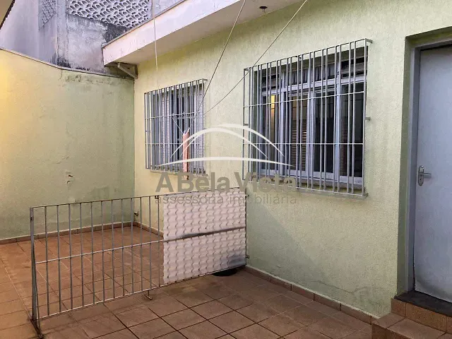 Casa com 405m² 3 quartos e 2 banheiros, à venda, no bairro Vila Osasco em Osasco