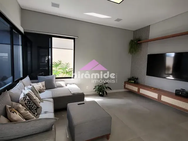 Casa 4 quartos e 5 banheiros, à venda, no bairro Jardim Aquarius em São José dos Campos