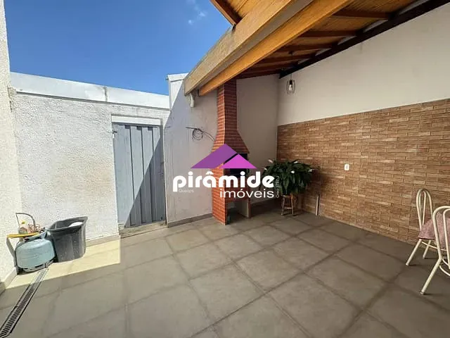 Casa 3 quartos e 1 banheiro, à venda, no bairro Eugênio de Mello em São José dos Campos