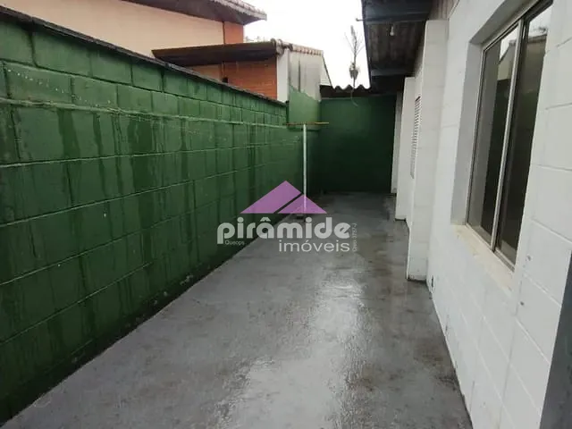 Casa 3 quartos e 1 banheiro, para alugar, no bairro Jardim Satélite em São José dos Campos
