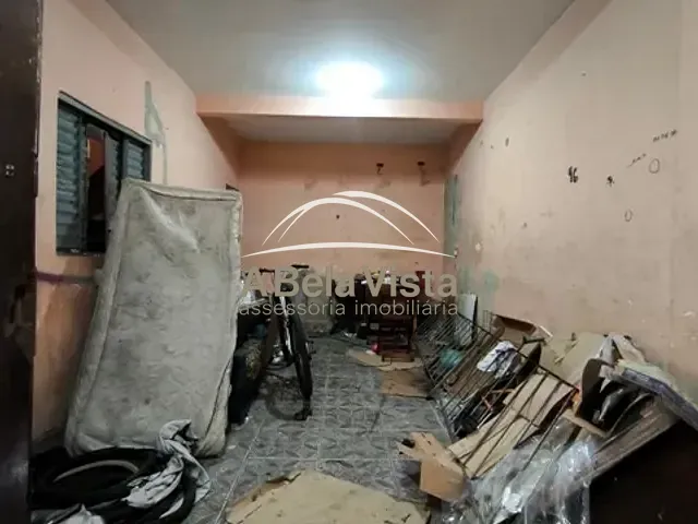 Casa com 365m² 4 quartos e 5 banheiros, à venda, no bairro Vila Santa Terezinha em Carapicuíba