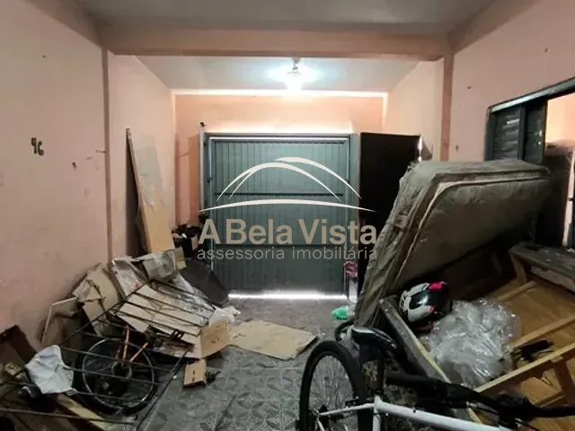 Casa com 365m² 4 quartos e 5 banheiros, à venda, no bairro Vila Santa Terezinha em Carapicuíba