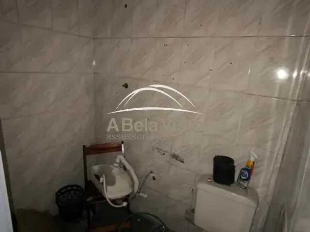 Casa com 365m² 4 quartos e 5 banheiros, à venda, no bairro Vila Santa Terezinha em Carapicuíba