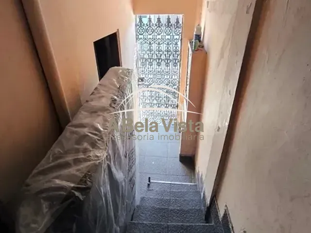 Casa com 365m² 4 quartos e 5 banheiros, à venda, no bairro Vila Santa Terezinha em Carapicuíba