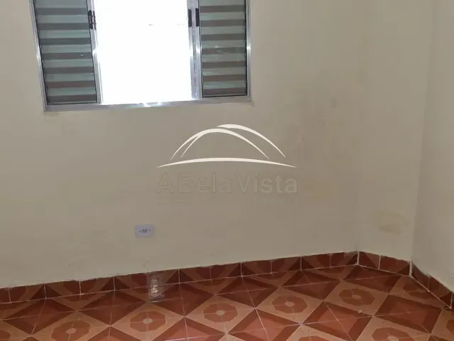 Casa 1 quarto e 1 banheiro, para alugar, no bairro Santo Antônio em Osasco