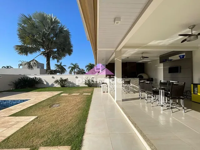 Casa com 450m² 4 quartos e 4 banheiros, à venda, no bairro Urbanova em São José dos Campos