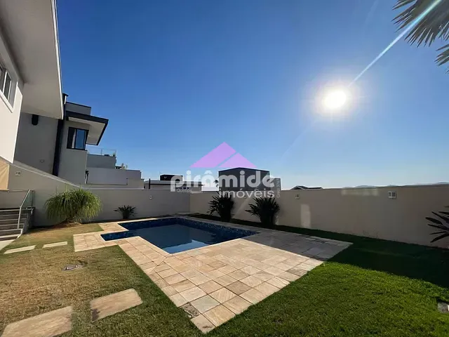Casa com 450m² 4 quartos e 4 banheiros, à venda, no bairro Urbanova em São José dos Campos