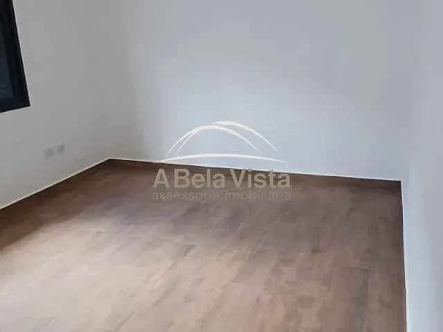 Casa com 130m² 2 quartos e 1 banheiro, à venda, no bairro Jardim Elvira em Osasco