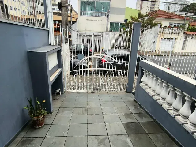 Casa com 180m² 3 quartos e 2 banheiros, para alugar, no bairro Vila Osasco em Osasco