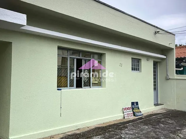 Casa com 250m² 3 quartos e 1 banheiro, à venda ou para alugar, no bairro Jardim Ismênia em São José dos Campos