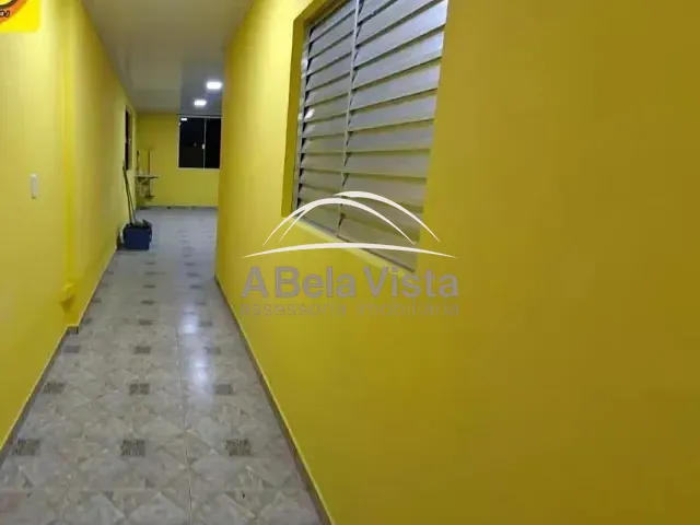 Casa com 125m² 2 quartos e 1 banheiro, para alugar, no bairro Vila Silviânia em Carapicuíba