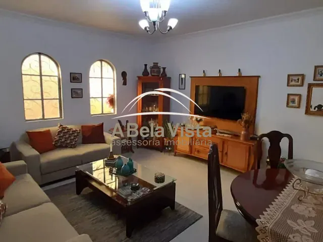 Casa 3 quartos e 2 banheiros, à venda, no bairro Jaguaribe em Osasco