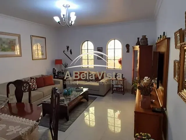 Casa 3 quartos e 2 banheiros, à venda, no bairro Jaguaribe em Osasco