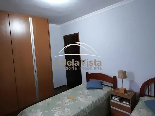 Casa 3 quartos e 2 banheiros, à venda, no bairro Jaguaribe em Osasco