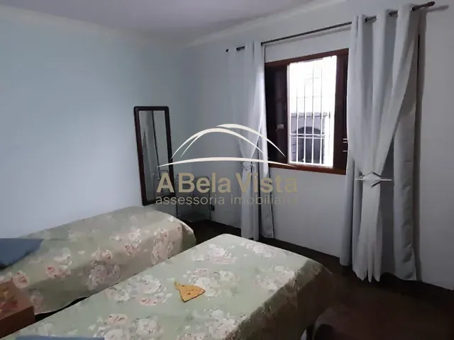 Casa 3 quartos e 2 banheiros, à venda, no bairro Jaguaribe em Osasco