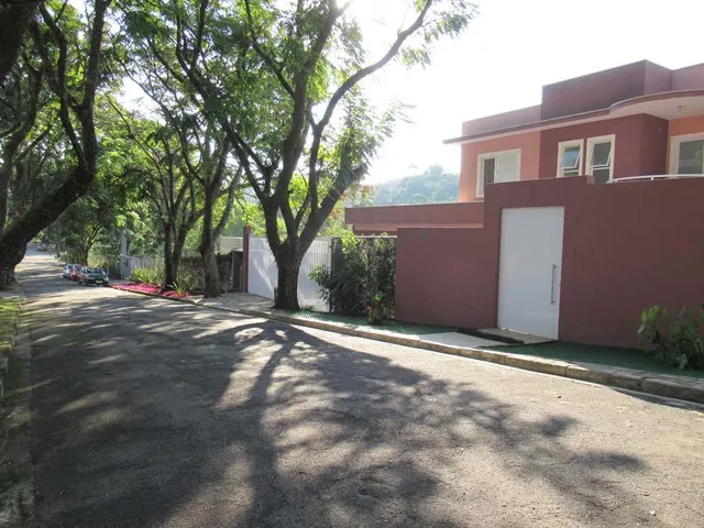 Foto do Casa - Casa de 3 Suítes Com Piscina Aquecida No Jardim Colonial - Carapicuíba/SP | A Bela Vista Imóveis
