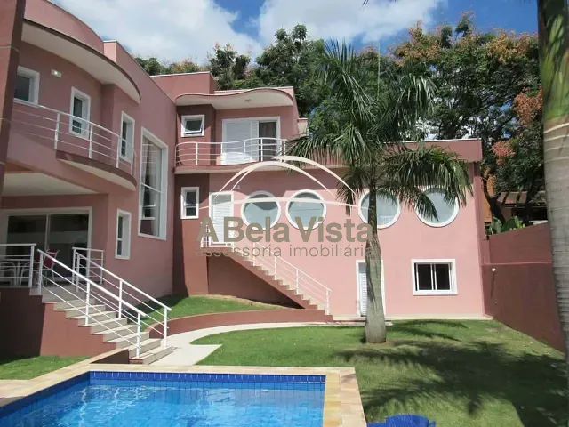 Casa com 1296m² 3 quartos e 7 banheiros, à venda, no bairro Chácara de La Rocca em Carapicuíba