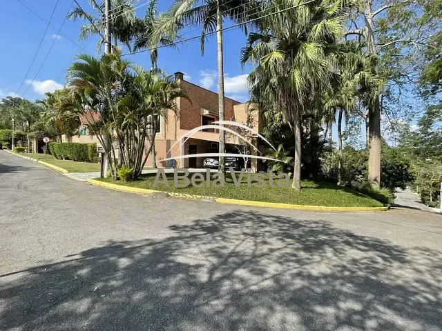Casa com 1082m² 4 quartos e 7 banheiros, à venda, no bairro Recanto Impla em Carapicuíba