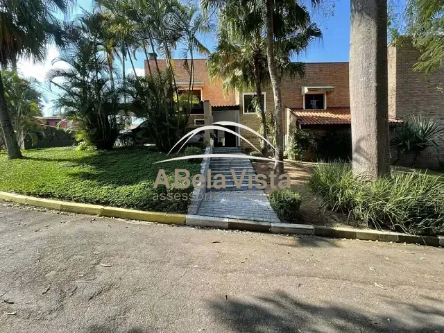 Casa com 1082m² 4 quartos e 7 banheiros, à venda, no bairro Recanto Impla em Carapicuíba