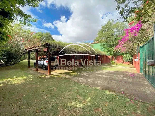Casa com 1000m² 3 quartos e 5 banheiros, à venda, no bairro Chácara Vale do Rio Cotia em Carapicuíba