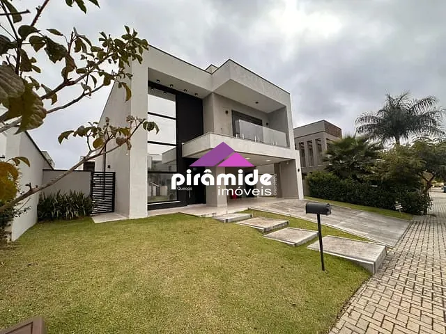Casa 4 quartos e 2 banheiros, à venda, no bairro Urbanova em São José dos Campos