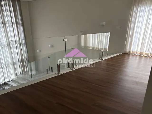 Casa 4 quartos e 1 banheiro, à venda, no bairro Urbanova em São José dos Campos