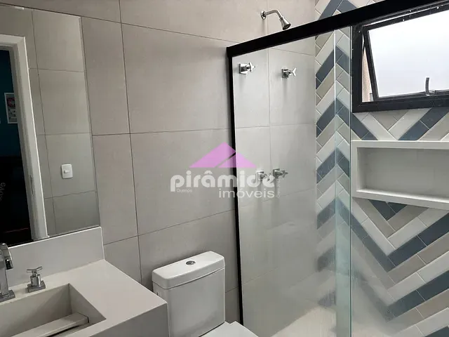 Casa 4 quartos e 1 banheiro, à venda, no bairro Urbanova em São José dos Campos