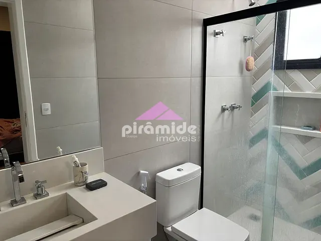 Casa 4 quartos e 1 banheiro, à venda, no bairro Urbanova em São José dos Campos
