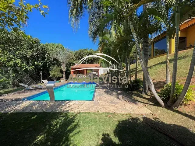 Casa com 1459m² 4 quartos e 5 banheiros, à venda, no bairro Chácara Santa Lúcia em Carapicuíba