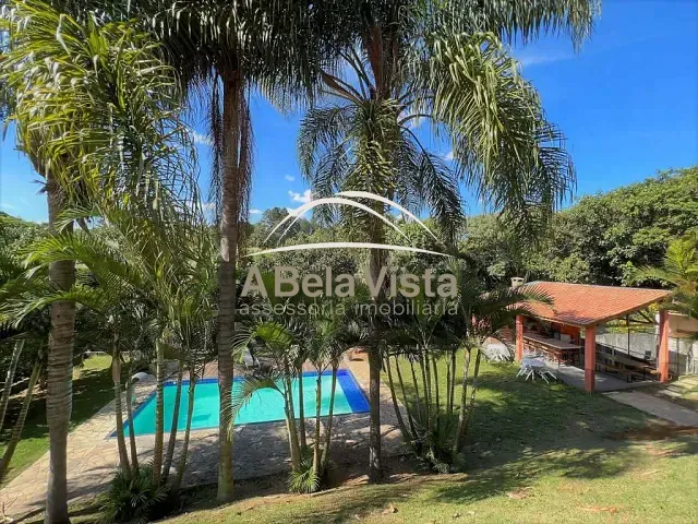 Casa com 1459m² 4 quartos e 5 banheiros, à venda, no bairro Chácara Santa Lúcia em Carapicuíba