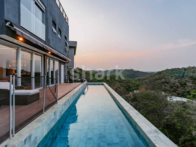 Casa com 542m² 4 quartos e 7 banheiros, à venda, no bairro Alphaville em Santana de Parnaíba