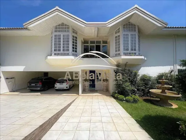Casa com 2134m² 4 quartos e 7 banheiros, à venda, no bairro Palos Verdes em Carapicuíba