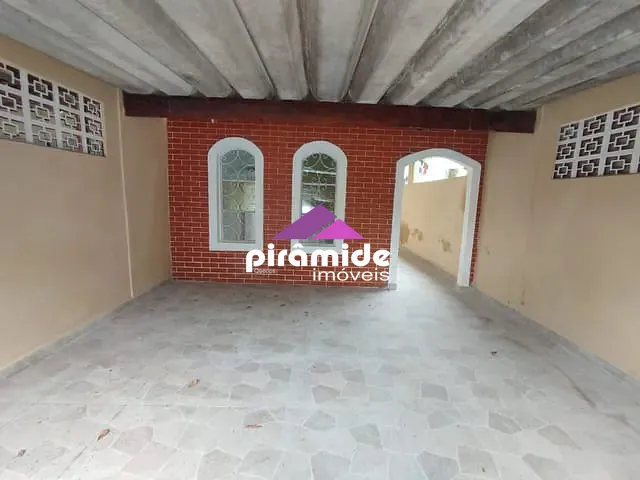 Casa com 125m² 2 quartos e 1 banheiro, à venda, no bairro Galo Branco em São José dos Campos