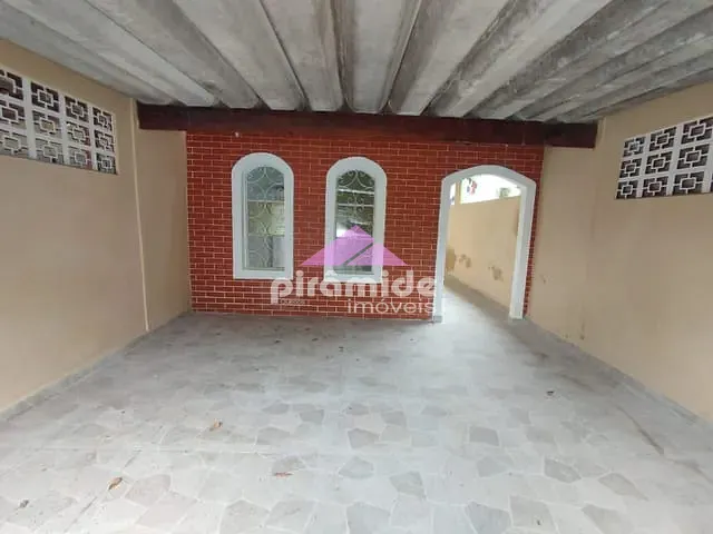 Casa com 125m² 2 quartos e 1 banheiro, à venda, no bairro Galo Branco em São José dos Campos