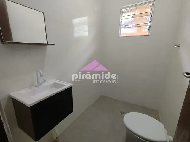 Casa com 125m² 2 quartos e 1 banheiro, à venda, no bairro Galo Branco em São José dos Campos