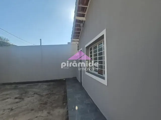 Casa com 227m² 3 quartos e 1 banheiro, à venda, no bairro Monte Castelo em São José dos Campos