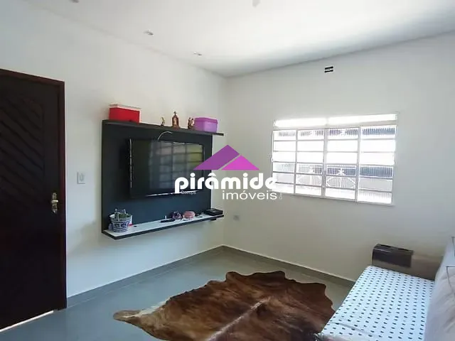 Casa 2 quartos e 1 banheiro, à venda, no bairro Santana em São José dos Campos