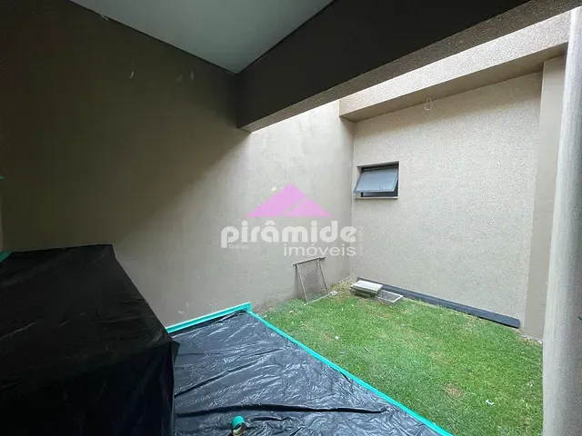 Casa com 180m² 3 quartos e 3 banheiros, à venda, no bairro Portal dos Passaros em São José dos Campos