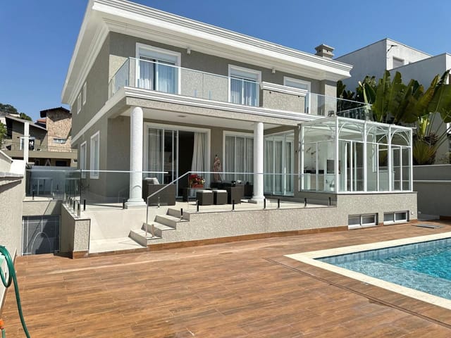 Casa com 560m² 4 quartos e 7 banheiros, à venda, no bairro Alphaville Residencial Zero em Barueri