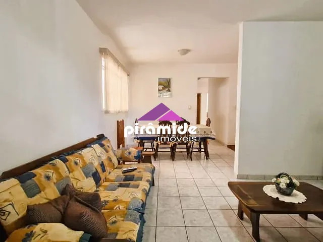 Casa com 330m² 3 quartos e 3 banheiros, à venda, no bairro Jardim América em São José dos Campos