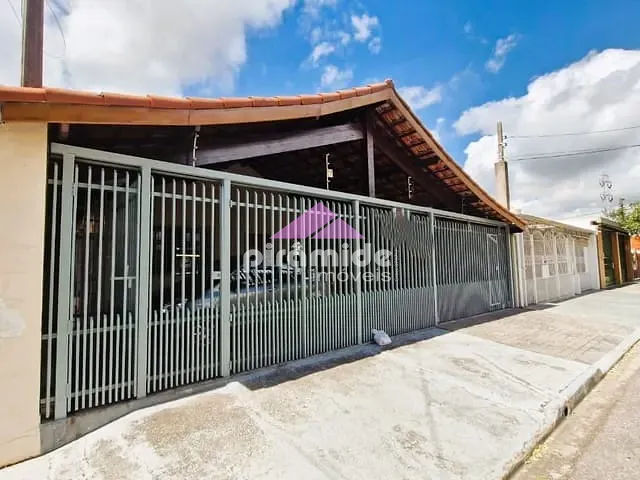 Casa com 330m² 3 quartos e 3 banheiros, à venda, no bairro Jardim América em São José dos Campos