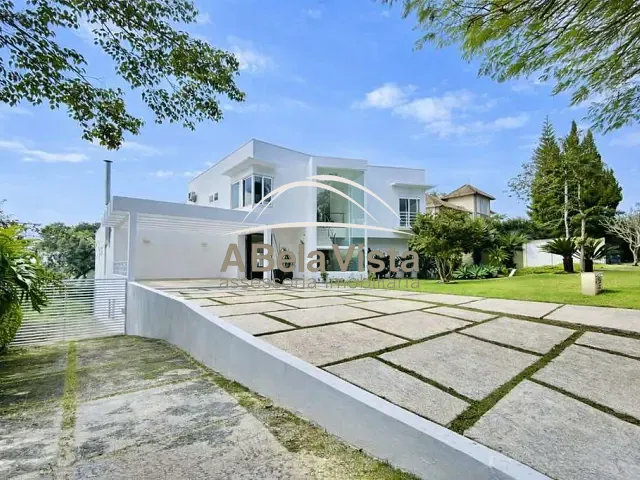 Casa com 1181m² 4 quartos e 6 banheiros, à venda, no bairro Palos Verdes em Carapicuíba