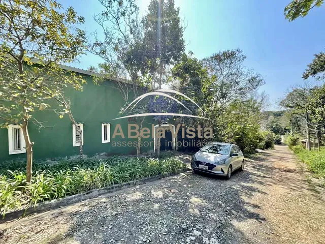 Casa com 1642m² 3 quartos e 5 banheiros, à venda, no bairro Vila Diva em Carapicuíba
