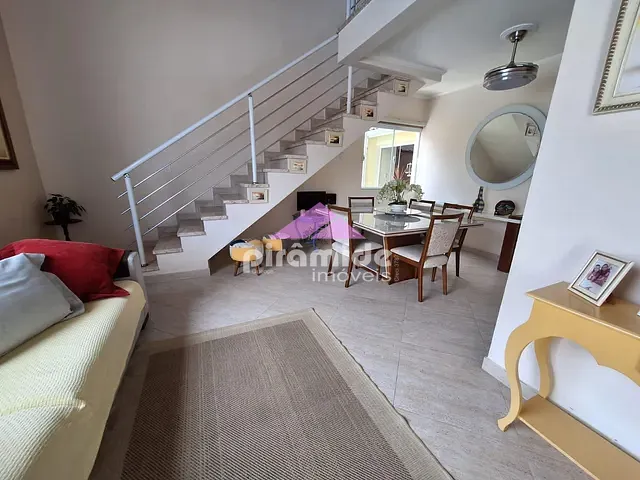 Casa com 285m² 3 quartos e 4 banheiros, à venda, no bairro Jardim Primavera em Caraguatatuba