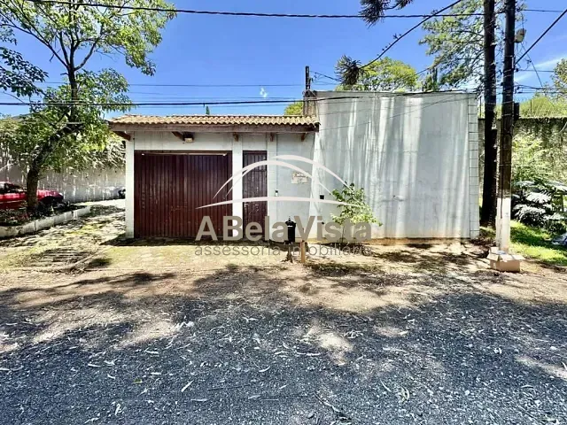 Casa com 1546m² 3 quartos e 5 banheiros, à venda, no bairro Jardim Ana Estela em Carapicuíba